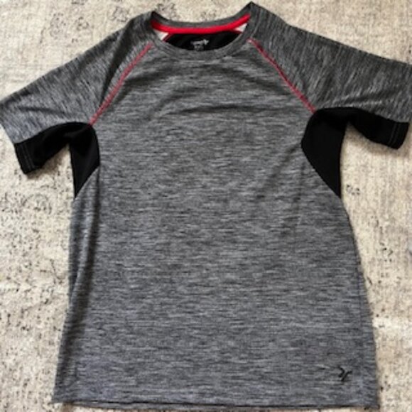 🧡3/15 Old Navy Active Go-Dry T-Shirt Bundle x 2 Gray Kids XL 14-16 - Picture 9 of 10